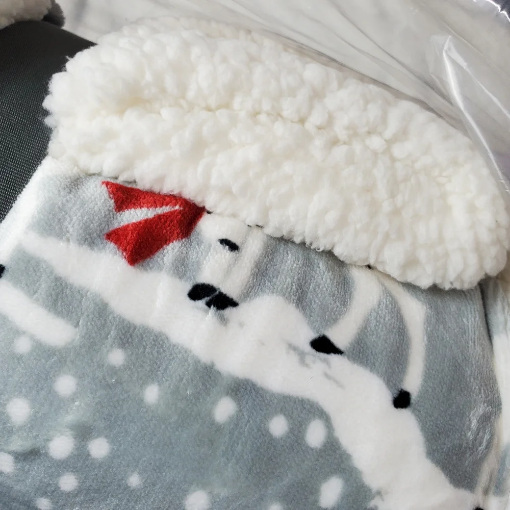 Snow Winter Deer Ultra Soft & Plush Sherpa Eddie Bauer Red Scarf Throw 🦌 NEW!